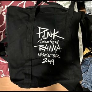P!nk the beautiful trauma world tour 2019 tote bag